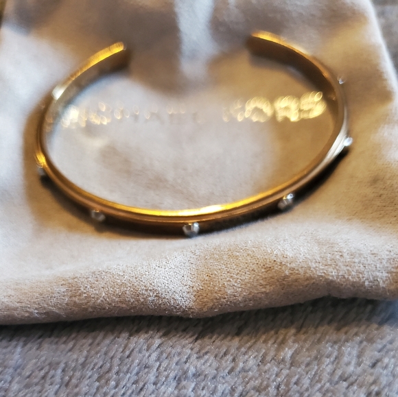 MICHAEL KORS Two-Tone Astor Studded Cuff - Picture 10 of 10